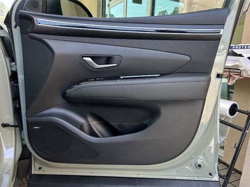 Used 2024 Hyundai Santa Cruz Limited image 24