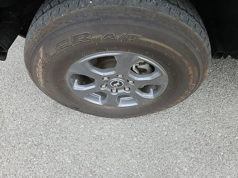 Used 2023 Ford Bronco Big Bend image 13