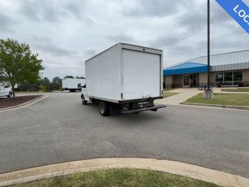Used 2023 Chevrolet Express 3500 w/ Power Convenience Package RWD image 7