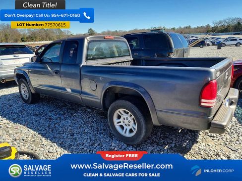 Used 2003 Dodge Dakota Club Cab Pickup image 3
