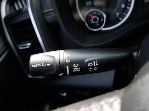 Used 2022 RAM 1500 Laramie AWD/4WD image 29