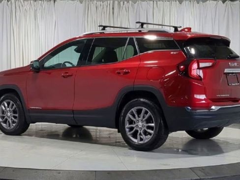Used 2023 GMC Terrain SLT w/ LPO, Floor Liner Package AWD/4WD image 8