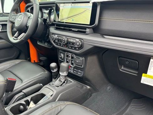 New 2025 Jeep Wrangler Unlimited Rubicon 392 image 19
