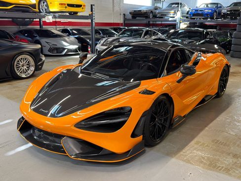 Used 2021 McLaren 765LT RWD image 12