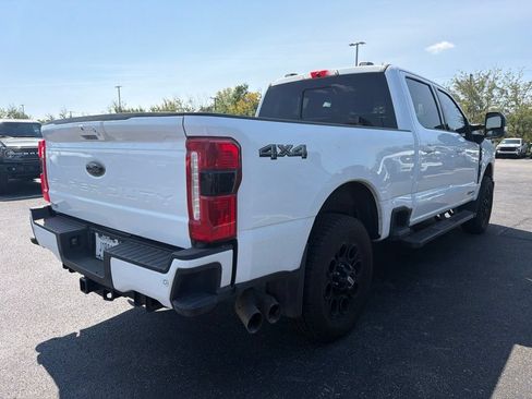 Used 2023 Ford F250 Lariat w/ Lariat Ultimate Package AWD/4WD image 3