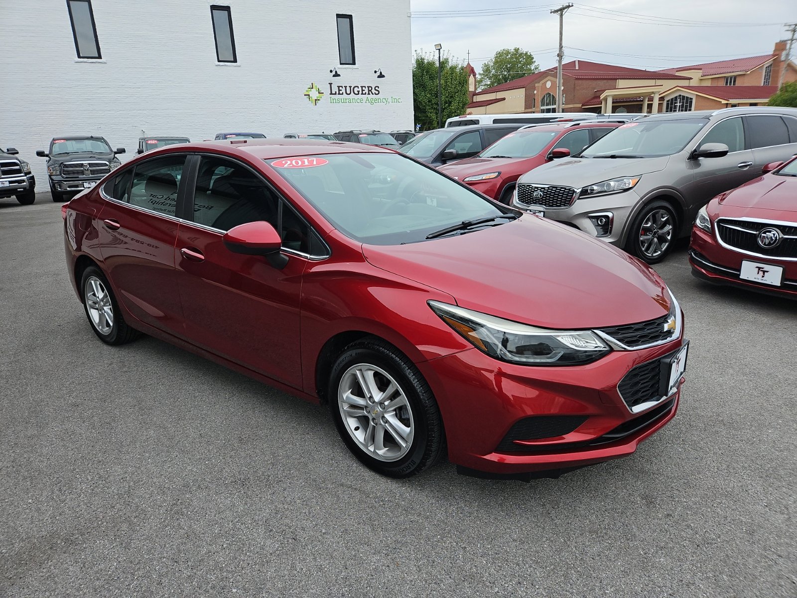 Used 2017 Chevrolet Cruze LT w/ Convenience Package FWD image 8