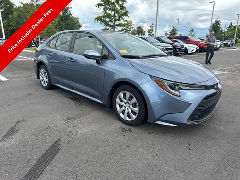 Used 2023 Toyota Corolla LE FWD image 7