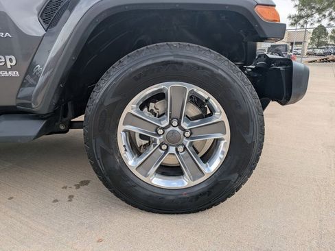 Used 2022 Jeep Wrangler Unlimited Sahara w/ Cold Weather Group image 22