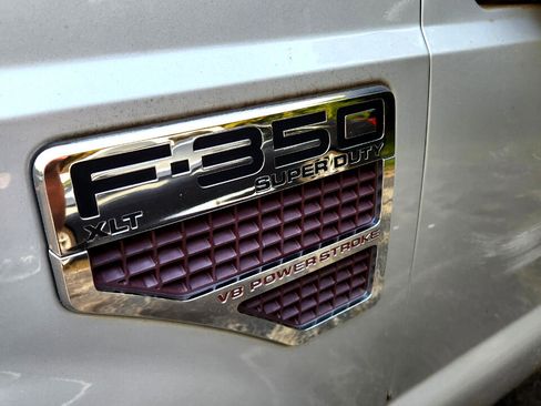 Used 2008 Ford F350 Lariat image 10