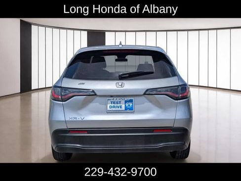 Used 2024 Honda HR-V LX image 7