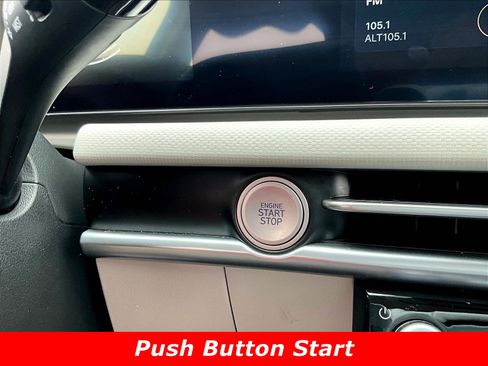 Used 2025 Hyundai Tucson SEL AWD/4WD image 38