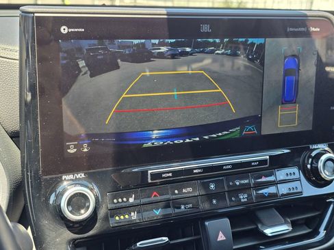 Used 2022 Toyota Highlander Limited AWD/4WD image 31