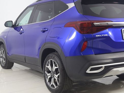 Used 2023 Kia Seltos EX image 25