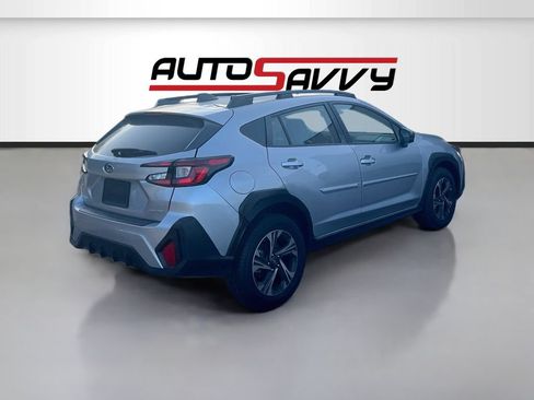 Used 2025 Subaru Crosstrek 2.5i Premium AWD/4WD image 7