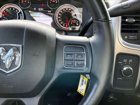 Used 2015 RAM 2500 Big Horn image 24