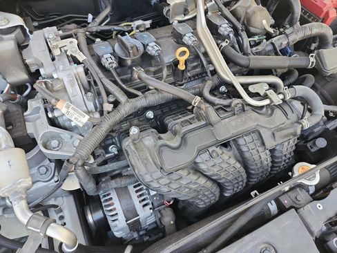 Used 2022 Nissan Altima 2.5 SR w/ Midnight Edition Package image 21