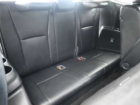 Used 2022 Toyota Highlander XLE image 17