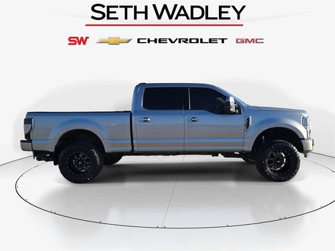 Used 2020 Ford F350 Lariat w/ Lariat Ultimate Package image 5