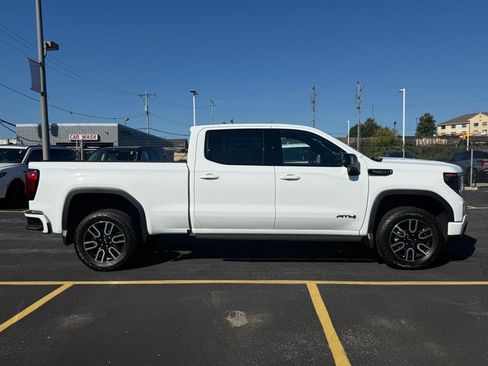 Used 2026 GMC Sierra 1500 AT4 w/ AT4 Premium Package AWD/4WD image 2