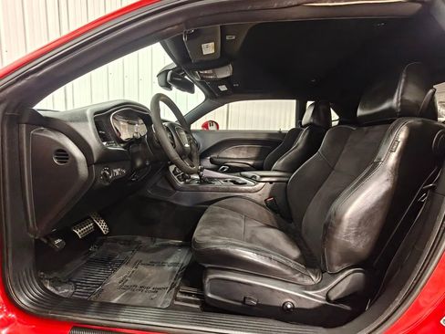 Used 2019 Dodge Challenger R/T Scat Pack w/ 1320 Drag Pack RWD image 28