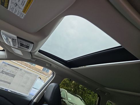 New 2026 Nissan Rogue Platinum image 12