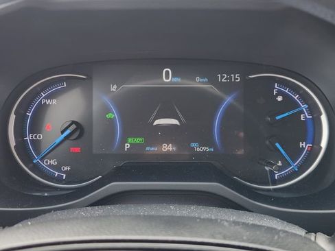 Used 2025 Toyota RAV4 LE image 14