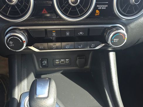 Used 2024 Nissan Sentra SV image 16
