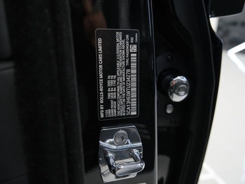 Used 2026 Rolls-Royce Phantom Sedan RWD image 65
