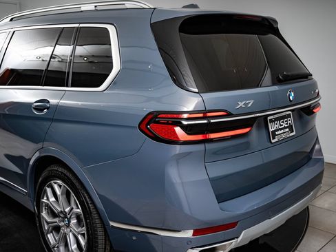 Used 2024 BMW X7 xDrive40i w/ Executive Package AWD/4WD image 19