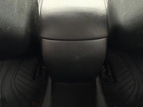 Used 2015 MAZDA MAZDA3 i SV FWD image 16
