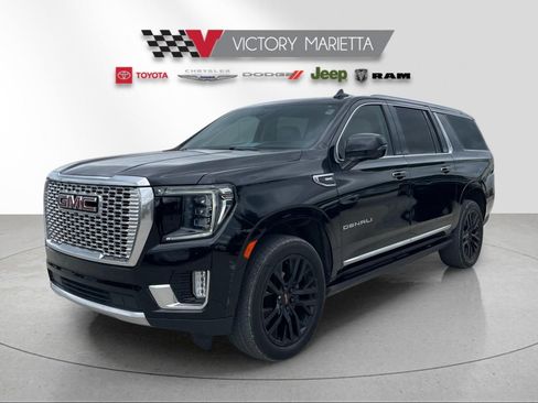 Used 2021 GMC Yukon XL Denali w/ Denali Premium Package AWD/4WD image 1