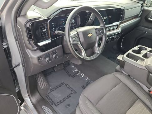 Used 2023 Chevrolet Silverado 1500 LT RWD image 17