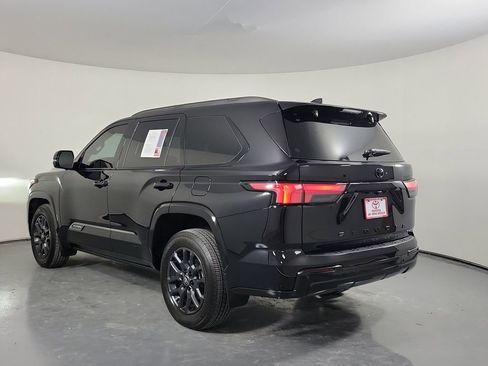 Certified 2026 Toyota Sequoia Platinum AWD/4WD image 6