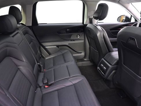 New 2026 Lincoln Nautilus Reserve w/ Jet Appearance Package AWD/4WD image 18