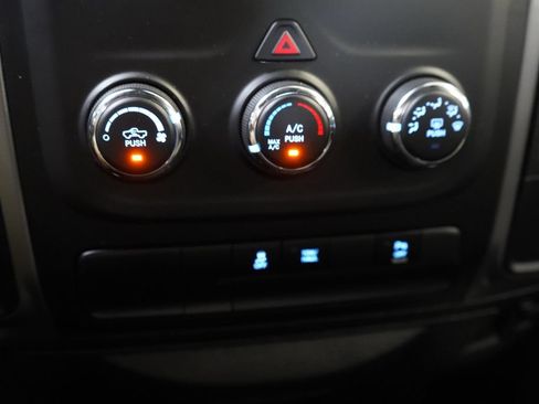 Used 2024 RAM 1500 Warlock AWD/4WD image 35