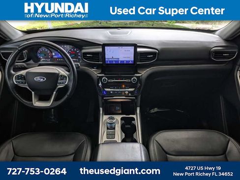 Used 2023 Ford Explorer Limited w/ Equipment Group 301A RWD image 18