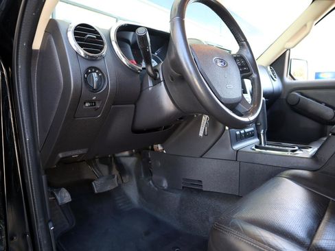 Used 2010 Ford Explorer Sport Trac Limited image 39