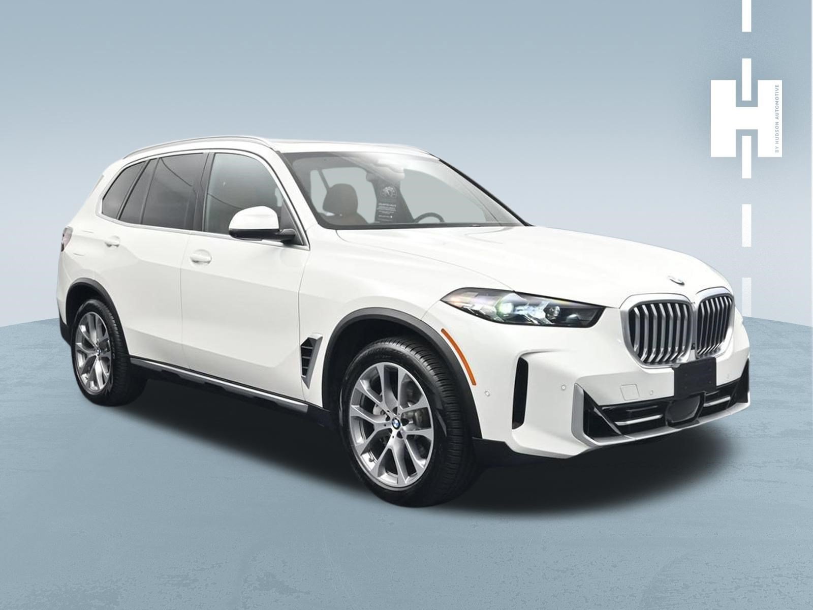 Used 2024 BMW X5 xDrive40i w/ Parking Assistance Package AWD/4WD image 1