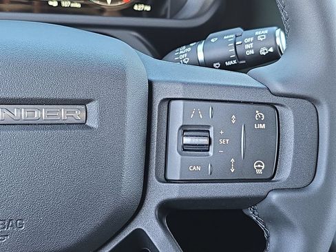 New 2026 Land Rover Defender 110 Trophy Edition AWD/4WD image 20
