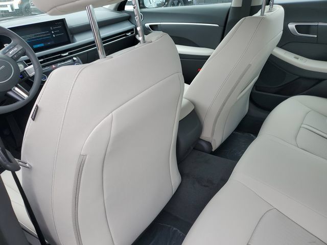 New 2026 Hyundai Sonata SEL AWD/4WD image 13