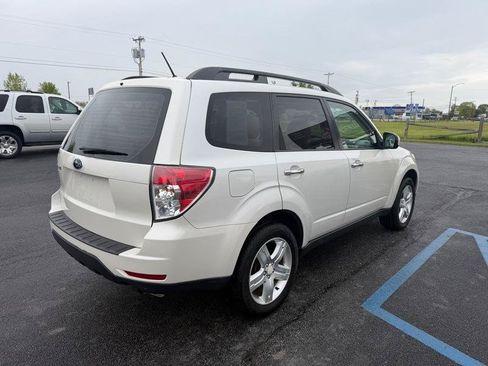 Used 2010 Subaru Forester 2.5X Premium AWD/4WD image 9