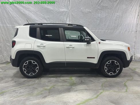 Used 2016 Jeep Renegade Trailhawk image 14