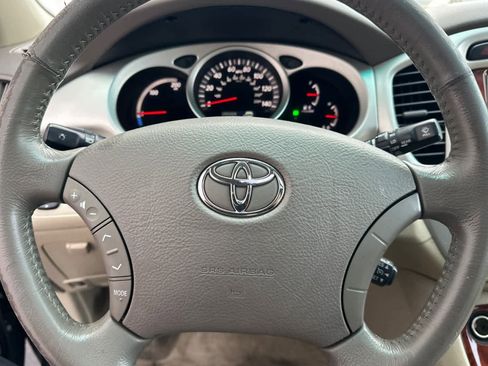 Used 2007 Toyota Highlander Limited image 24