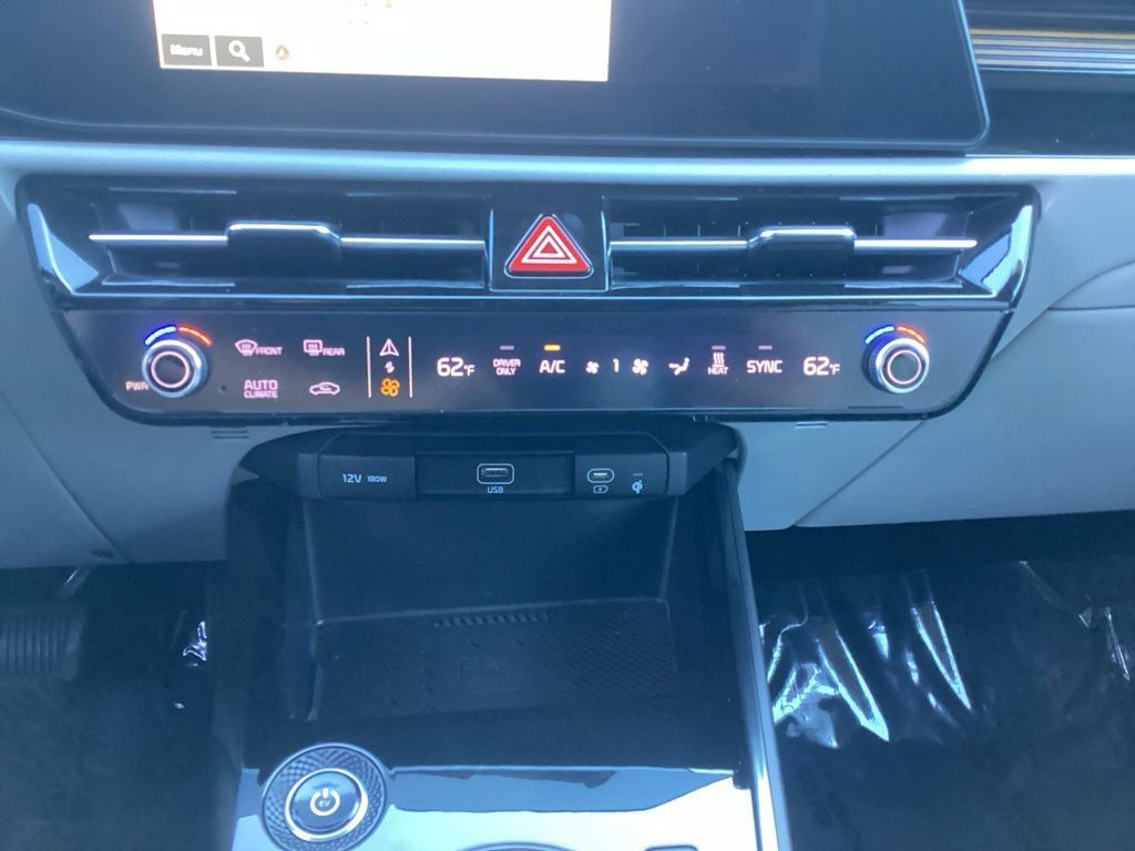 Certified 2023 Kia Niro Wind w/ Wind Preserve Package FWD image 27