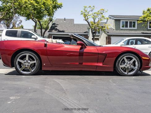 Used 2006 Chevrolet Corvette Convertible w/ Preferred Equipment Group RWD image 9