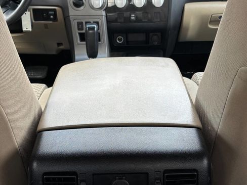 Used 2012 Toyota Tundra 4x4 CrewMax image 15