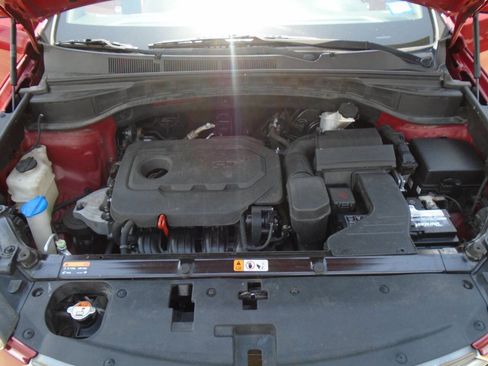Used 2017 Hyundai Santa Fe Sport FWD image 17