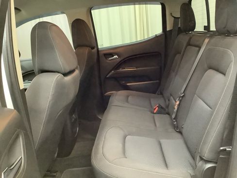 Used 2018 Chevrolet Colorado LT w/ LT Convenience Package image 27