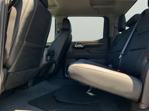 Used 2026 Chevrolet Silverado 1500 RST w/ LPO, Dark Essentials Package RWD image 31