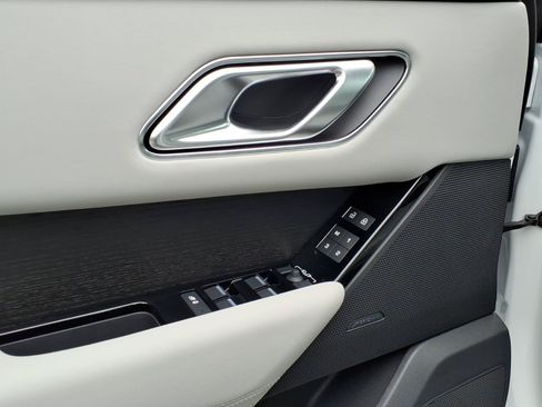New 2026 Land Rover Range Rover Velar S AWD/4WD image 10